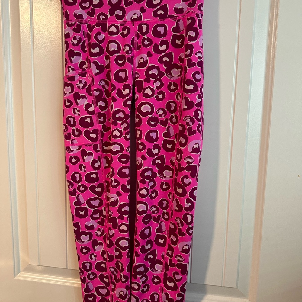 Stylish Lilly Pulitzer Pink Leopard Print Luxetic Leggings